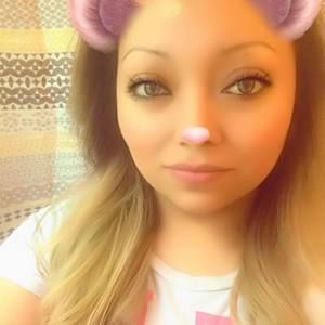 Meet your Posher, Mayra